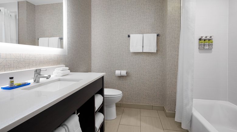 <b>Holiday Inn Express/Stes Woodside Queens Room</b>. Images powered by <a href="https://www.leonardoworldwide.com/" title="Leonardo Worldwide" target="_blank">Leonardo</a>.