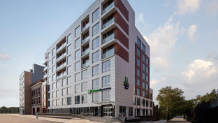 Holiday Inn Express/Stes Woodside Queens