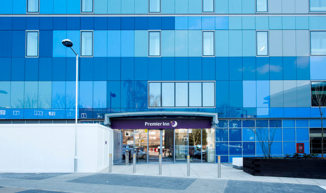 Premier Inn London Archway Exterior