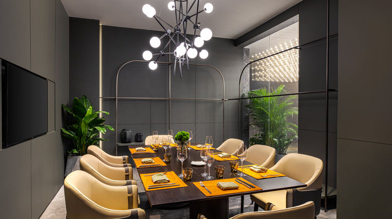 <b>Hotel Indigo Suzhou Yangcheng Lake Restaurant</b>. Images powered by <a href="https://www.leonardoworldwide.com/" title="Leonardo Worldwide" target="_blank">Leonardo</a>.