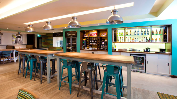 Premier Inn London Brixton Hotel Restaurant