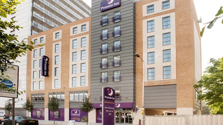 Premier Inn London Croydon Town Centre Exterior. Images powered by <a href="https://www.leonardoworldwide.com" target="_blank" rel="noopener">Leonardo</a>.