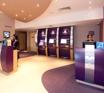 Premier Inn London Greenwich Lobby