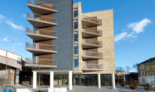 Premier Inn London Lewisham Exterior