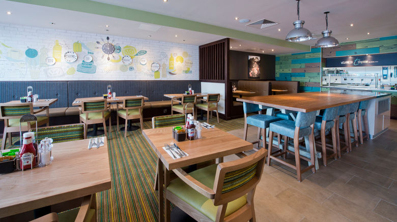 <b>Premier Inn London Orpington Lobby</b>. Images powered by <a href="https://www.leonardoworldwide.com/" title="Leonardo Worldwide" target="_blank">Leonardo</a>.