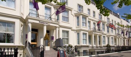 Premier Inn London Kensington (Olympia) Exterior