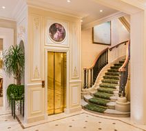 Hotel San Regis Lobby
