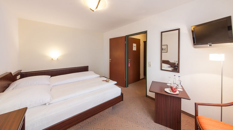<b>Novum Hotel Strijewski Room</b>. Images powered by <a href="https://www.leonardoworldwide.com/" title="Leonardo Worldwide" target="_blank">Leonardo</a>.