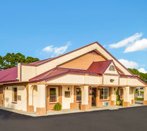 Red Roof Inn Santee Exterior