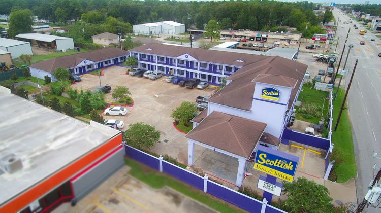 Scottish Inns & Suites Houston Exterior