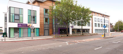 Premier Inn London Richmond Exterior