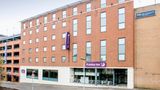 Premier Inn Luton Town Centre Exterior