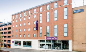 Premier Inn Luton Town Centre