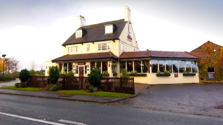 Premier Inn Macclesfield South West Exterior
