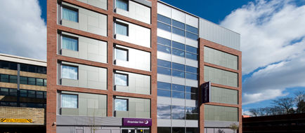 London Southgate hotel Exterior