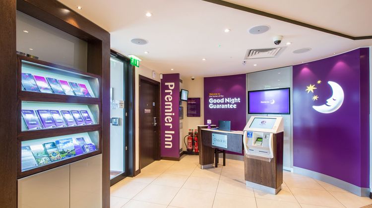 Premier Inn Malvern Lobby