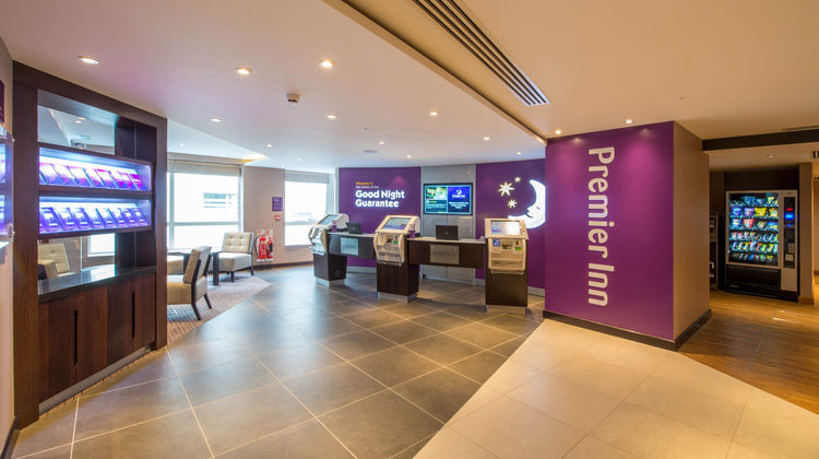 Premier Inn London St Pancras Hotel Lobby