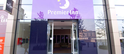Premier Inn London Stratford Exterior