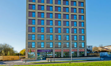 Premier Inn London Tolworth Hotel