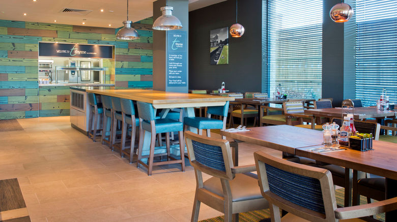 <b>Premier Inn London Tolworth Hotel Restaurant</b>. Images powered by <a href="https://www.leonardoworldwide.com/" title="Leonardo Worldwide" target="_blank">Leonardo</a>.