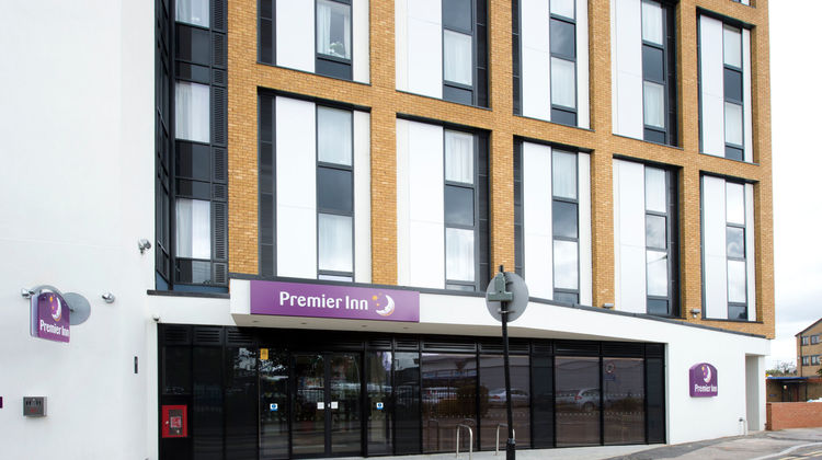 Premier Inn London Tottenham Hale Exterior