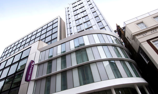 Premier Inn London Waterloo Exterior