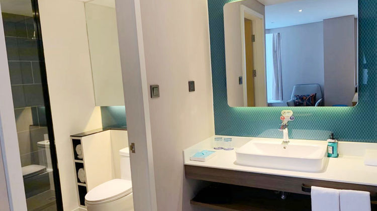 Holiday Inn Express Linyi West Suite