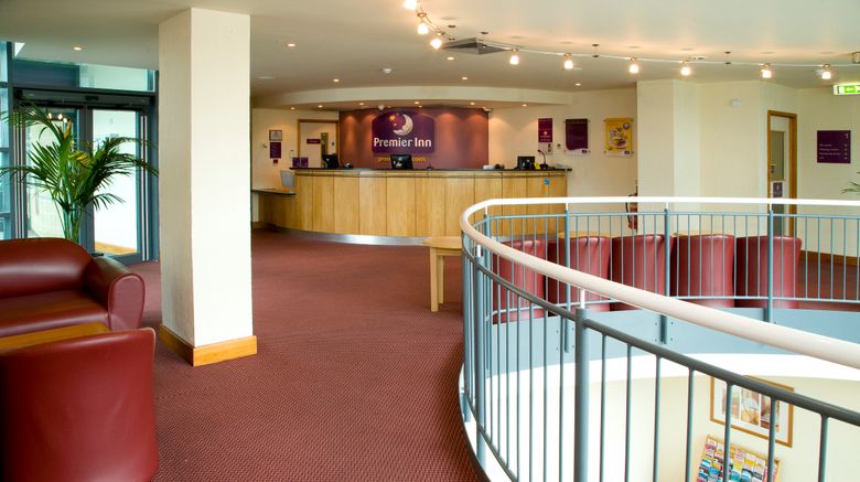 <b>Premier Inn London Wimbledon South Lobby</b>. Images powered by <a href="https://www.leonardoworldwide.com/" title="Leonardo Worldwide" target="_blank">Leonardo</a>.