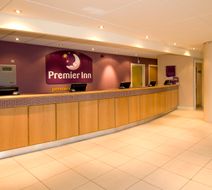 Premier Inn Manchester Airport North Lobby