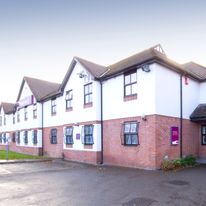 Premier Inn Manchester Airport Heald Gn