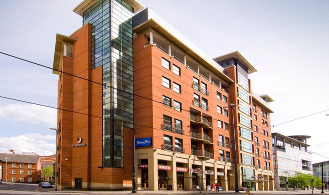 Premier Inn Manchester Central Exterior
