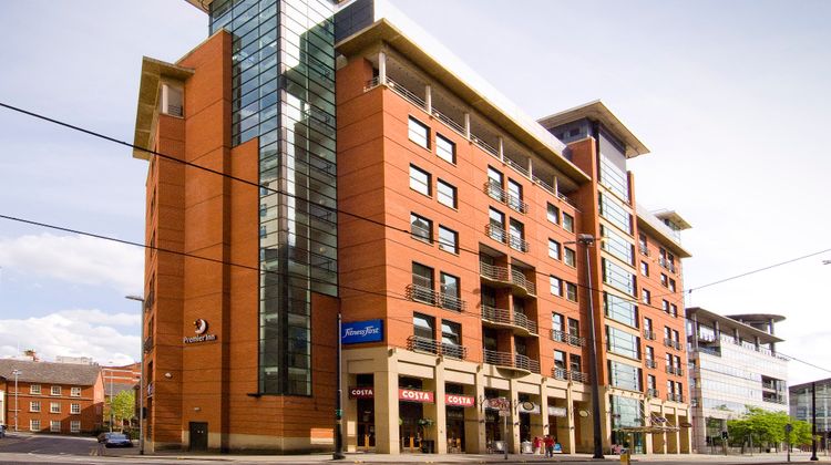 Premier Inn Manchester Central Exterior