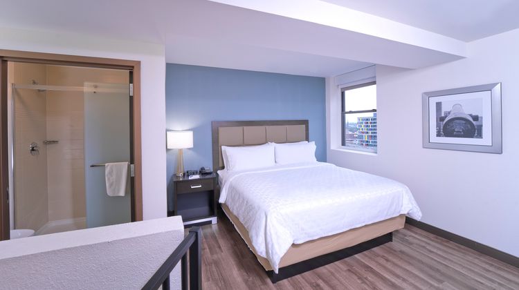 Candlewood Suites Baltimore-Inner Harbor Room