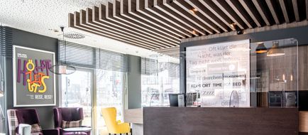 Premier Inn Muenchen Messe Lobby