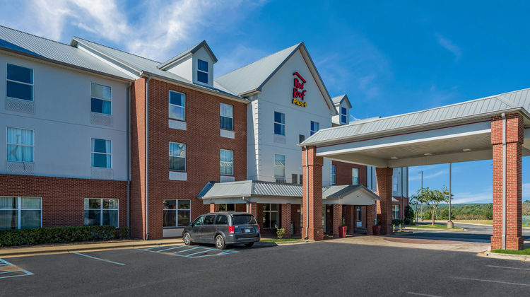 Red Roof PLUS & Suites Bessemer Exterior