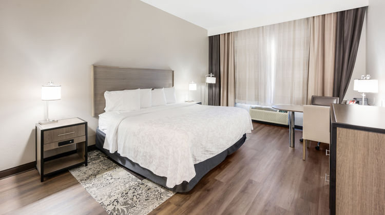 Red Roof PLUS & Suites Bessemer Room
