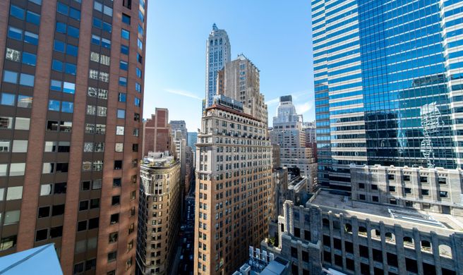 Hotel Indigo NYC Downtown Wall Street Exterior