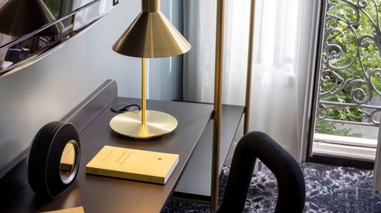 Au Palais de Chaillot Room