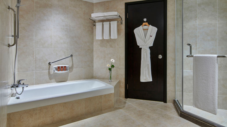 <b>Crowne Plaza Zhuhai City Center Room</b>. Images powered by <a href="https://www.leonardoworldwide.com/" title="Leonardo Worldwide" target="_blank">Leonardo</a>.