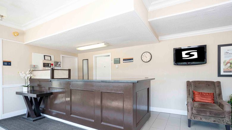 <b>Sandman Inn Blue River Lobby</b>. Images powered by <a href="https://www.leonardoworldwide.com/" title="Leonardo Worldwide" target="_blank">Leonardo</a>.