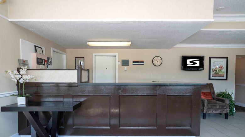 <b>Sandman Inn Blue River Lobby</b>. Images powered by <a href="https://www.leonardoworldwide.com/" title="Leonardo Worldwide" target="_blank">Leonardo</a>.