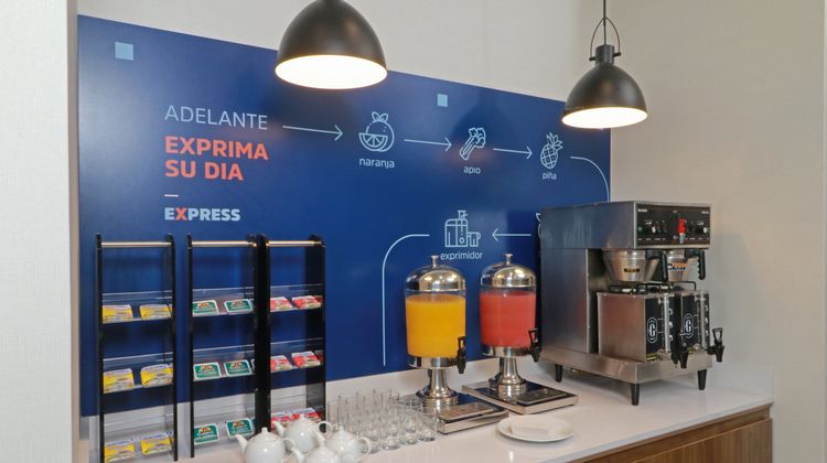 Holiday Inn Express Monterrey Fundidora Room