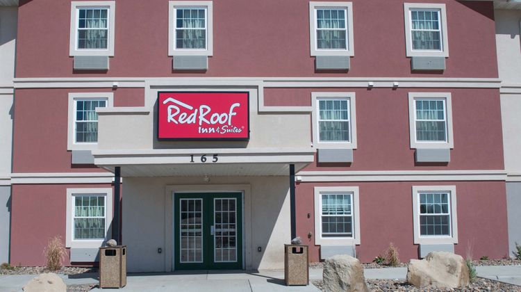 Red Roof Inn & Suites Dickinson Exterior