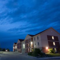 Red Roof Inn & Suites Dickinson