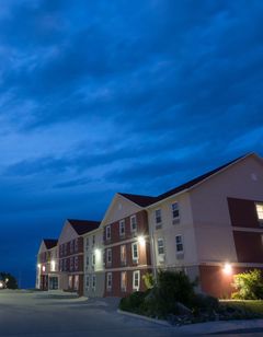 Red Roof Inn & Suites Dickinson