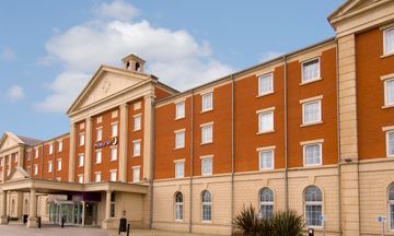Premier Inn Manchester Trafford Centre W