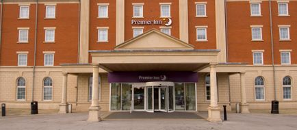 Premier Inn Manchester Trafford Centre W Exterior
