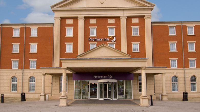 <b>Premier Inn Manchester Trafford Centre W Exterior</b>. Images powered by <a href="https://www.leonardoworldwide.com/" title="Leonardo Worldwide" target="_blank">Leonardo</a>.