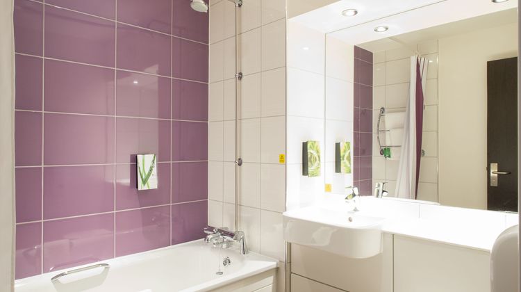 Premier Inn Melton Mowbray Room