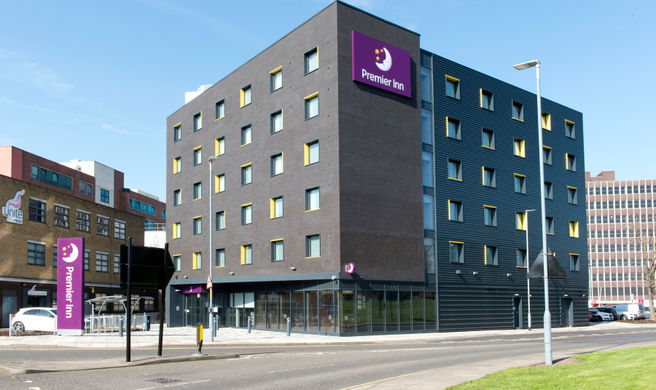 Premeir Inn Middlesbrough Town Centre Exterior